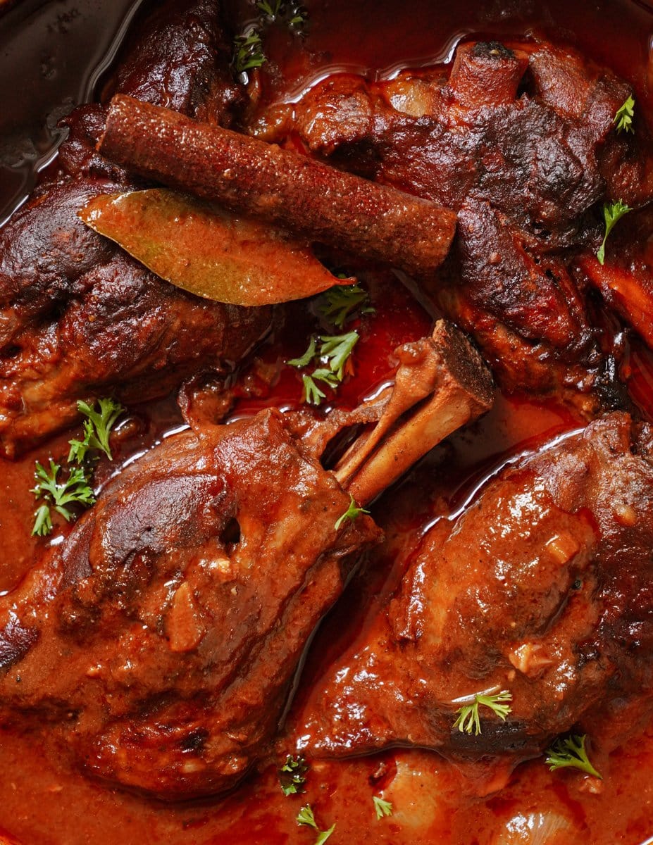 Impress Your Guests: Easy Red Wine Braised Lamb Shanks